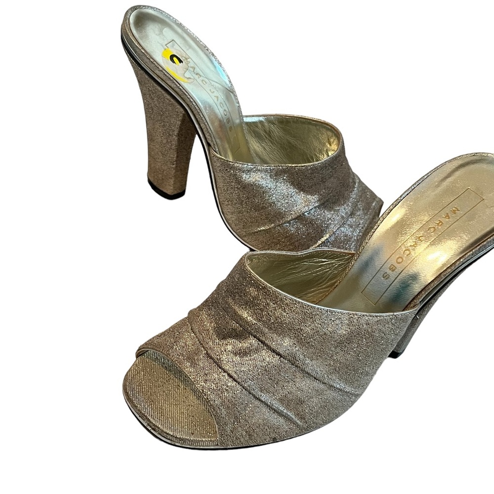Marc Jacobs size 9 metallic silvery gold open toe slide heels NWOT
